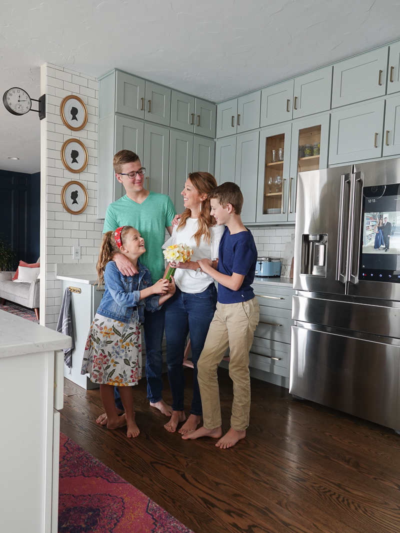 Ideas to celebrate Mother's Day at Home.